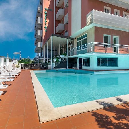 Hotel Delfino Морской Милан Экстерьер фото